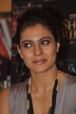 Kajol at the book launch of The Oath Of Vayuputras by Amish in Mumbai on 26th Feb 2013 (53).JPG